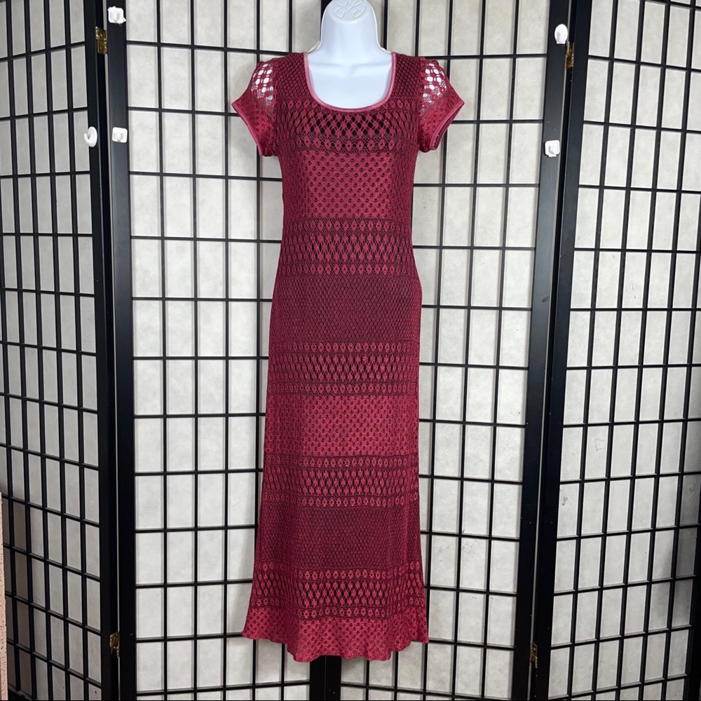 Scarlett ladies dress (No size tag) but fits like a small